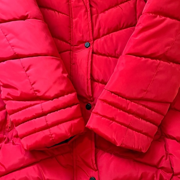 Madden Girl Red Puffer Jacket Faux Fur Hood XXL Juniors | Winter Cozy Chic - Picture 7 of 15